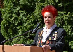 Доктор сільськогосподарських наук, професор, заслужений діяч науки і техніки України, академік 3-х академій наук, завідувач кафедри біології Уманського НУС Зінаїда Грицаєнко поділилася із присутніми своїми спогадами